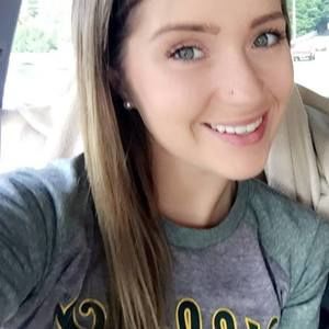 Meet your Posher, Marci